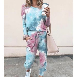 TIE DYE Women’s Plus Loungewear Set